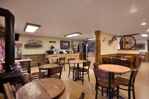 Restaurace v ubytování Super 8 by Wyndham Jackson Hole