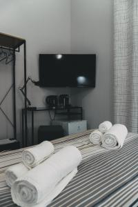 A television and/or entertainment centre at Terno su Napoli