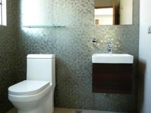 A bathroom at ViaViaCafe Valparaiso