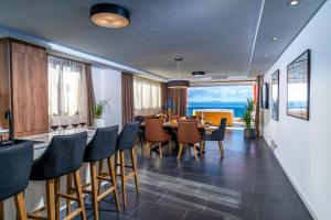 Posedenie v ubytovaní VIPo Prestige Apartments + 37 fotografií