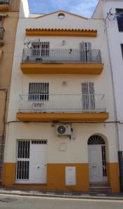 apartamentowiec z balkonem i kamerą w obiekcie Nice and New Studio very close to the city center 2ºA w Maladze