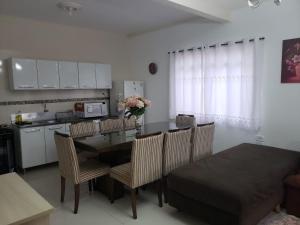 Dapur atau dapur kecil di Yolanda Family House