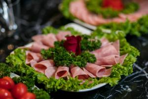 Toit hotelli aladel või selle läheduses
