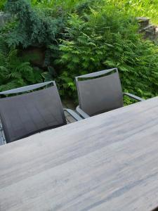 A garden outside Apart welcom