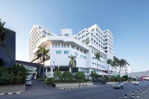 Gedung tempat hotel berlokasi