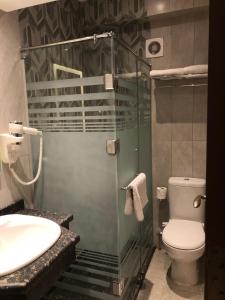 Vannituba majutusasutuses Maxim Hotel