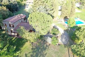 Bazén v ubytovaní Agriturismo San Michele alebo v jeho blízkosti