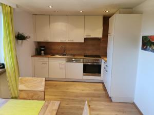 A cozinha ou kitchenette de Haus Pierzinger