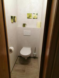 Uma casa de banho em Haus Pierzinger
