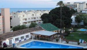 Bazén v ubytování Casa María Carihuela Park Palace nebo v jeho okolí