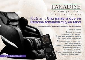 um anúncio para uma cadeira reclinável com uma bola em cima em Paradise Complejo Turístico em Atlántida