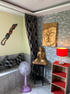 Foto dalla galleria di Fong Kaew and Baan Nang Fa Guesthouse a Patong Beach