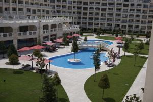 Πισίνα στο ή κοντά στο Апартаменти Варна Саут на плажа - Varna South Apartments on the beach