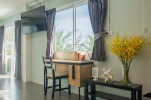 Fotografie z fotogalerie ubytování THE BEACH CHA AM Suites v destinaci Ča Am