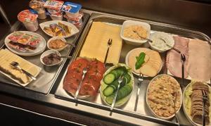 Comida no cama e café (B&B) ou em algum lugar perto