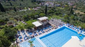 Bassein majutusasutuses Koukounaria Hotel & Suites või selle lähedal