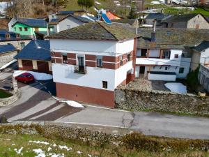 The building in which the holiday home is located