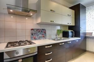 Küche/Küchenzeile in der Unterkunft Apartments Villa Delia