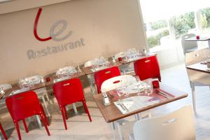 Restoran atau tempat lain untuk makan di Campanile Rouen Nord - Mont-Saint-Aignan