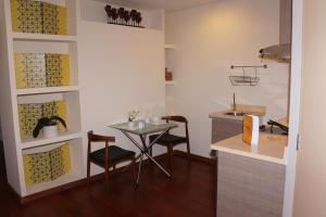 Dapur atau dapur kecil di Atrium Miraflores Hotel