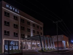 Imagen de la galería de Platinum Hotel Casino, en Villa Ángela