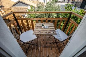 A balcony or terrace at Levkosh Apartments at Lefkada's Heart