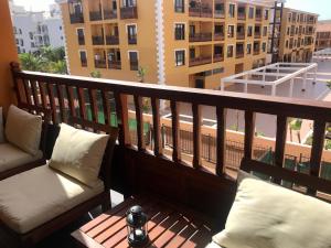 A balcony or terrace at El Mocan Luxury Apartment