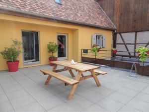 Balkón nebo terasa v ubytování Maison d'Hôtes Le Cep d'Or Alsace + 12 fotografií