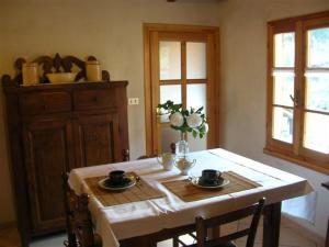 Fotografie z fotogalerie ubytování Le Camelie v destinaci Brissago Valtravaglia + 18 fotografií