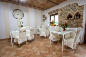 Restaurant ou autre lieu de restauration dans l'établissement Cà Reginella B&B
