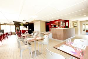 Restoran atau tempat lain untuk makan di Campanile Salon-De-Provence