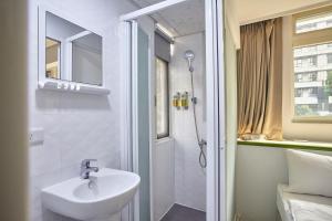 Koupelna v ubytování T.O. Hotel Chengde