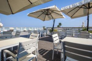 En balkon eller terrasse på Terme Beach Resort