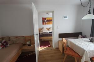 Posedenie v ubytovaní Gästehaus Waldrand Garni