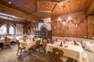 Posezení v ubytování Hotel Waldfriede - Der Logenplatz im Zillertal
