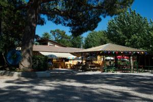 Εστιατόριο ή άλλο μέρος για φαγητό στο Camping Piper