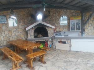Hrvatska, JEZERA, Villa Palfi