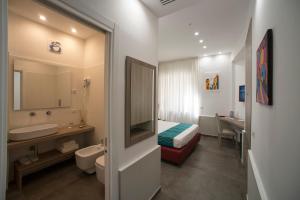 Gallery image of Regina Margherita Suite in Naples