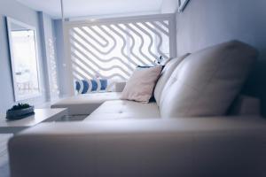 Posezení v ubytování APARTMENT LA CALA DREAM & SEA VIEW