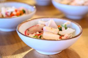 Makanan di atau berdekatan hotel
