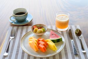 Makanan di atau berdekatan hotel