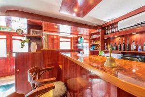 Lounge alebo bar v ubytovaní Korona Panzió Budapest