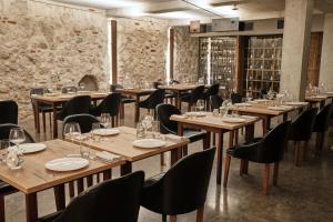 Reštaurácia alebo iné gastronomické zariadenie v ubytovaní Hotel Stary