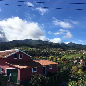 Nespecifikovaný výhled na hory nebo výhled na hory při pohledu z bed and breakfast