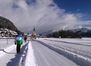 Obiekt Ferienwohnungen Greiderer Walchsee zimą