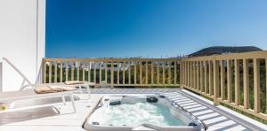 Gallery image of Milia Gi Suites in Pollonia