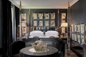 The Franklin London - Starhotels Collezione客房内的一张或多张床位