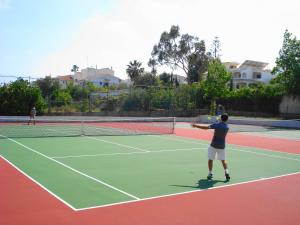 Tenis alebo squash v ubytovaní Rialgarve alebo jeho okolí