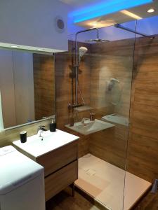 Bilik mandi di le cosy +20 gambar