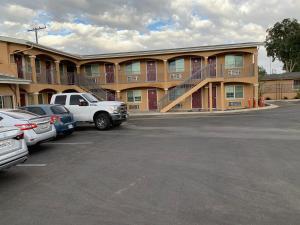 Afbeelding uit fotogalerij van Desert Inn Motel in Corona